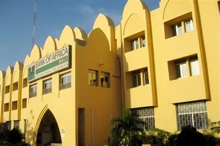 Lire la suite à propos de l’article Mali : Bloomfield Investment reconduit la note de BOA Mali jusqu’en mai 2027